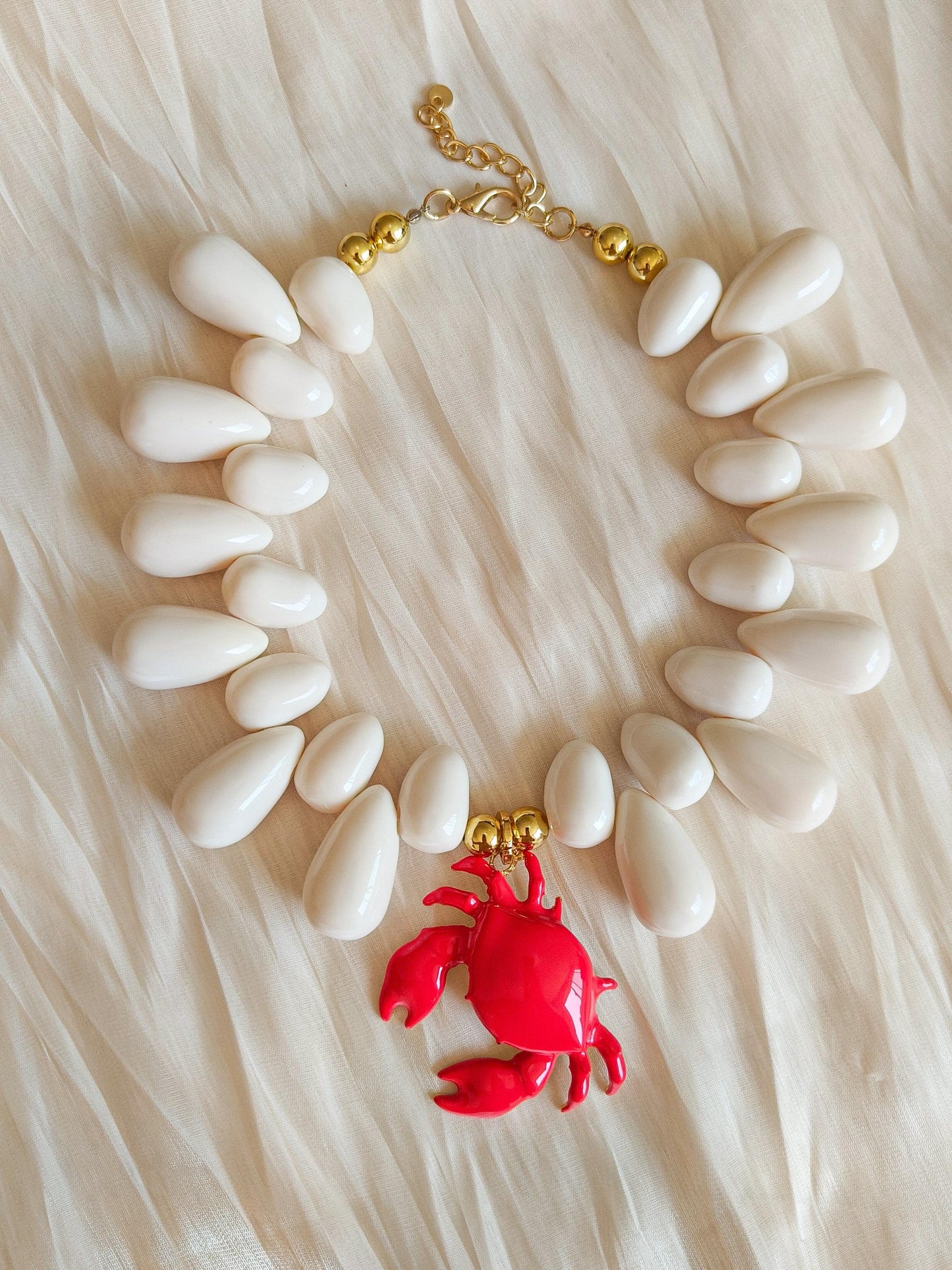 Collar cangrejo rojo
