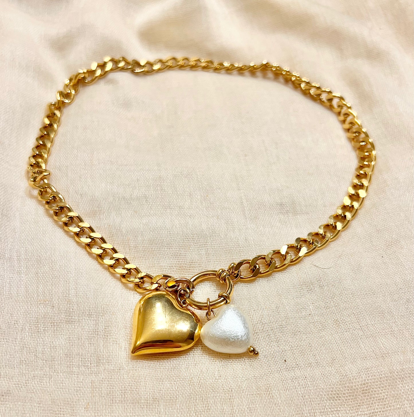 Collar de dos corazones