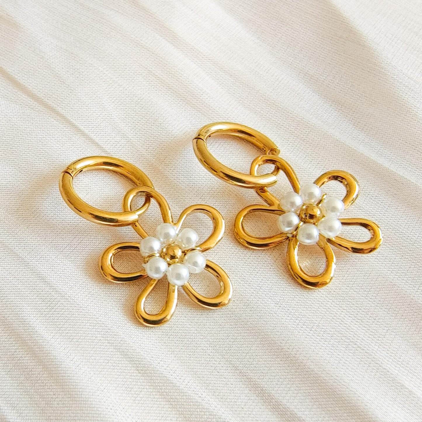 Pendientes magrarita perlitas