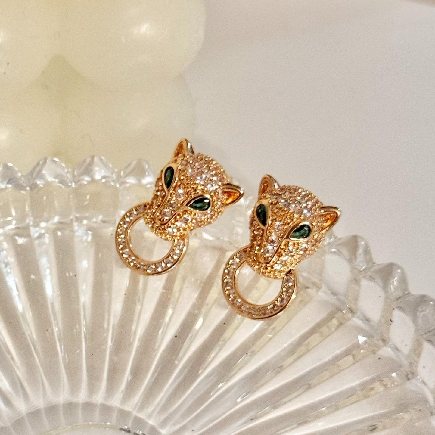 Pendientes de Jaguar con Brillos