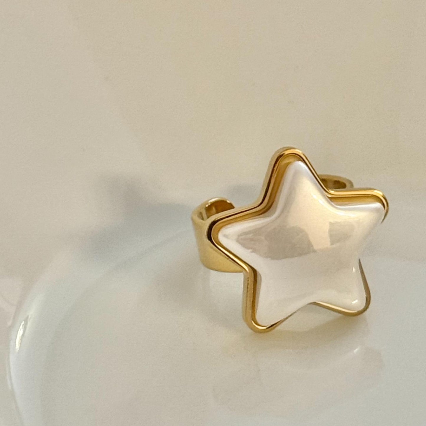 Anillo Estrella del Deseo - Joya Elegante de Alta Calidad para Symbolizar Esperanzas y Sueños