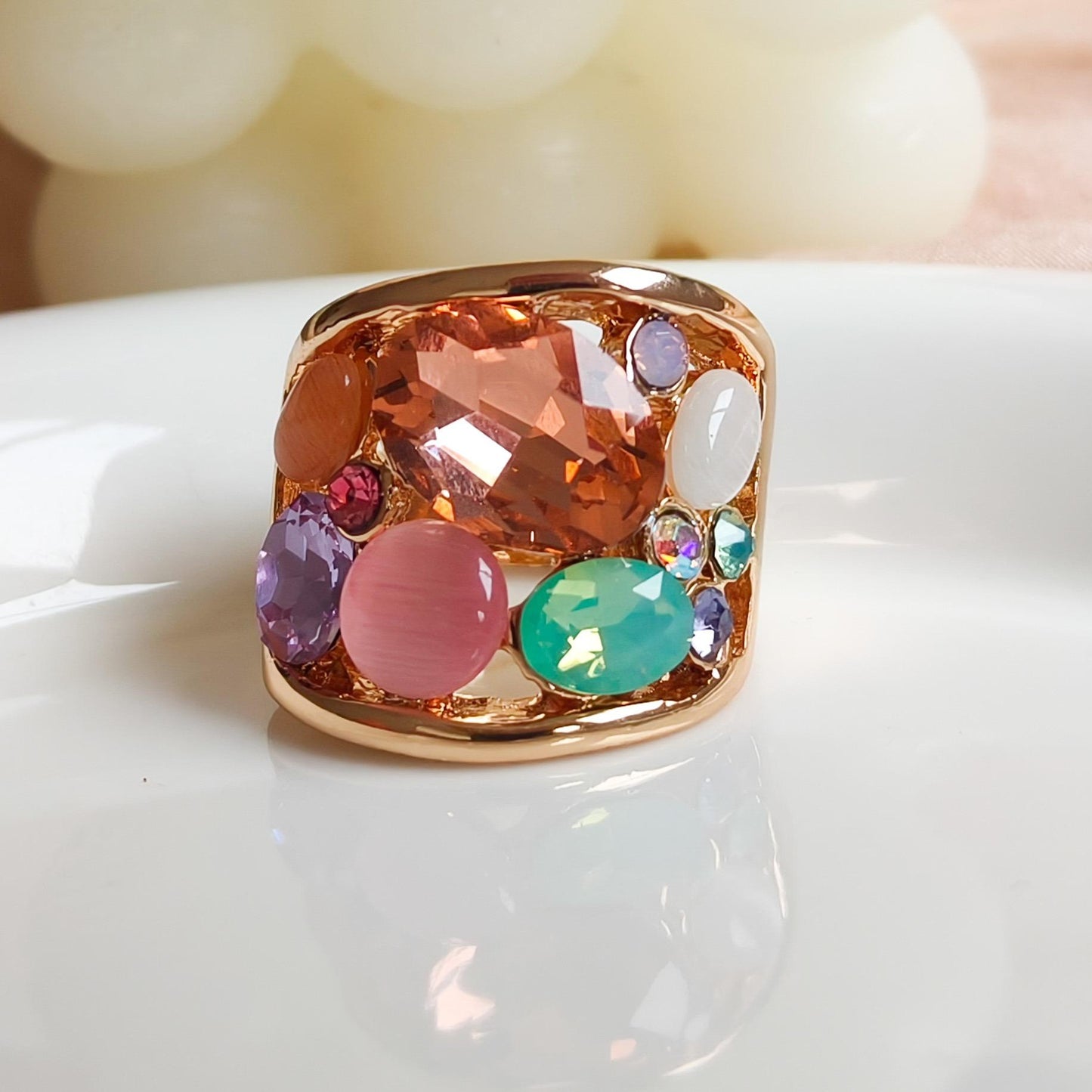 Anillo precioso reina