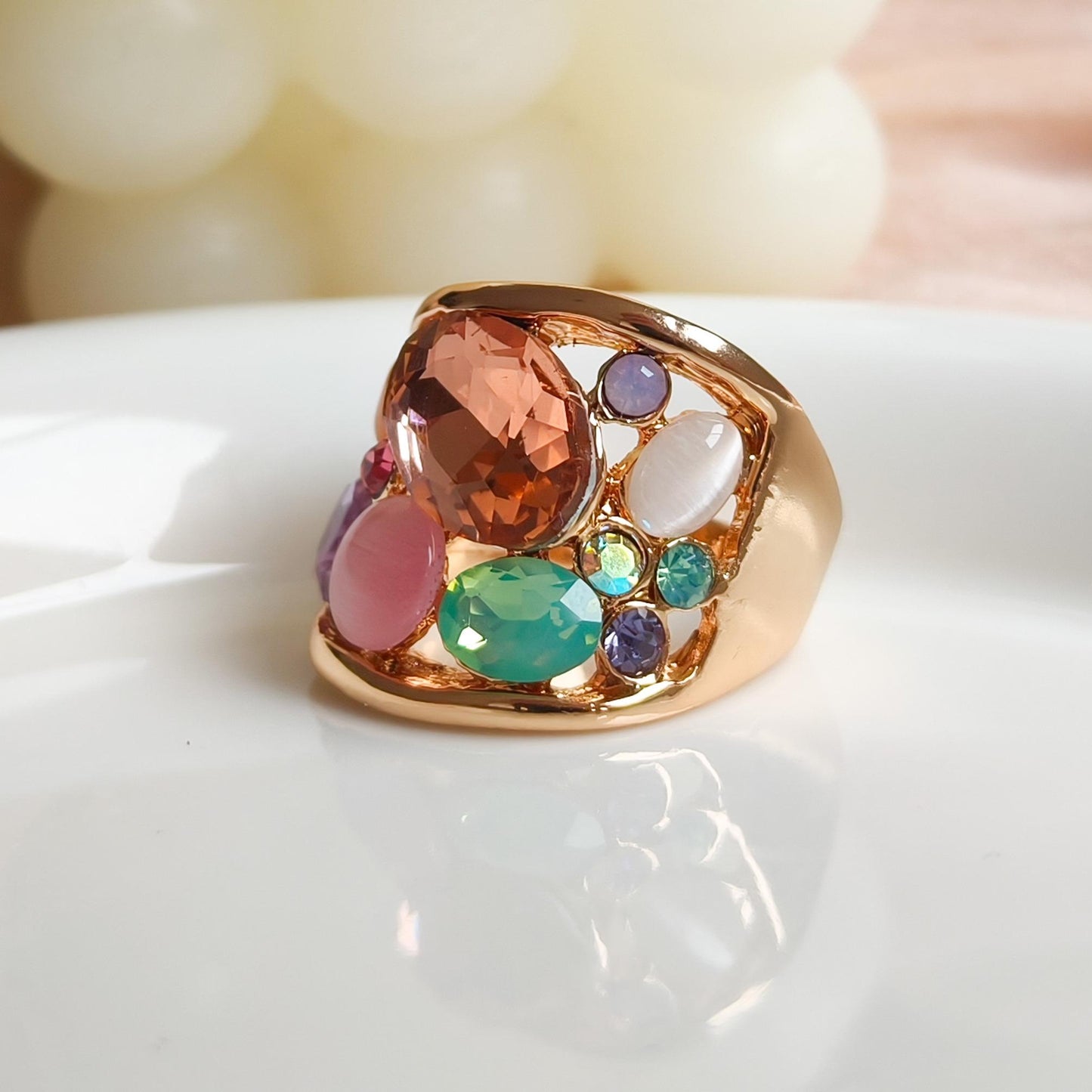 Anillo precioso reina