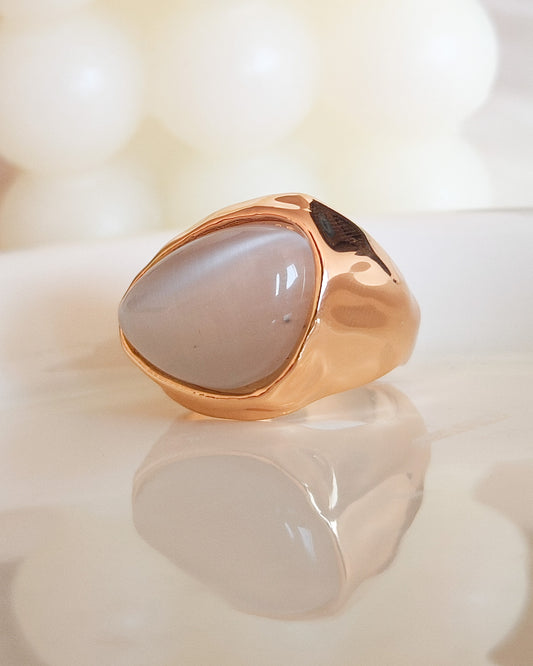 Anillo gota de luna