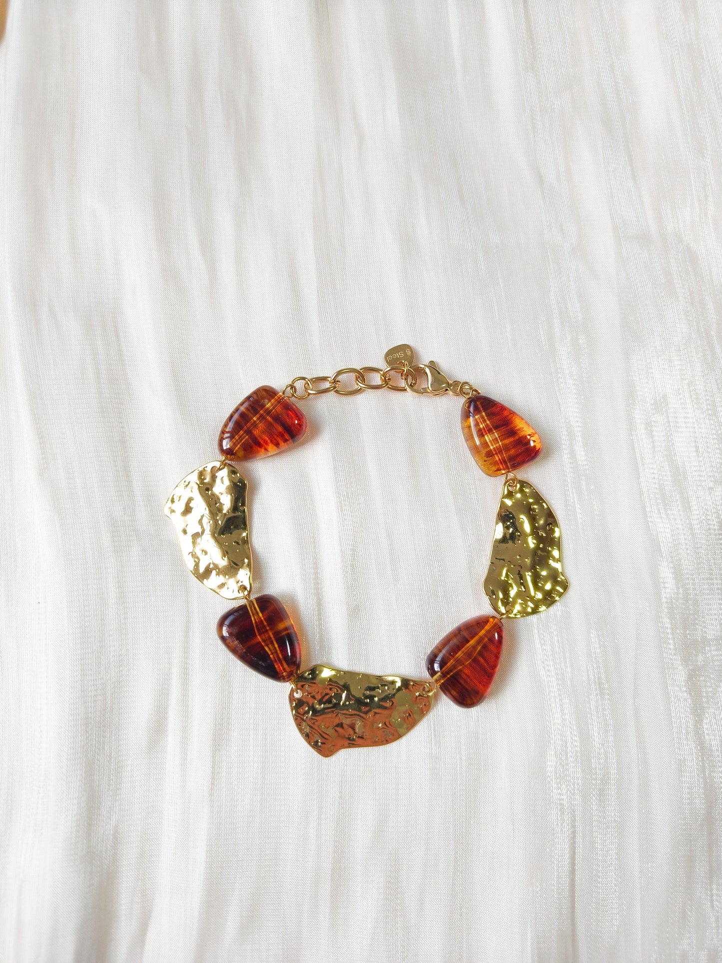 Look luz dorado de LunaAmbar ( collar + pulsera)