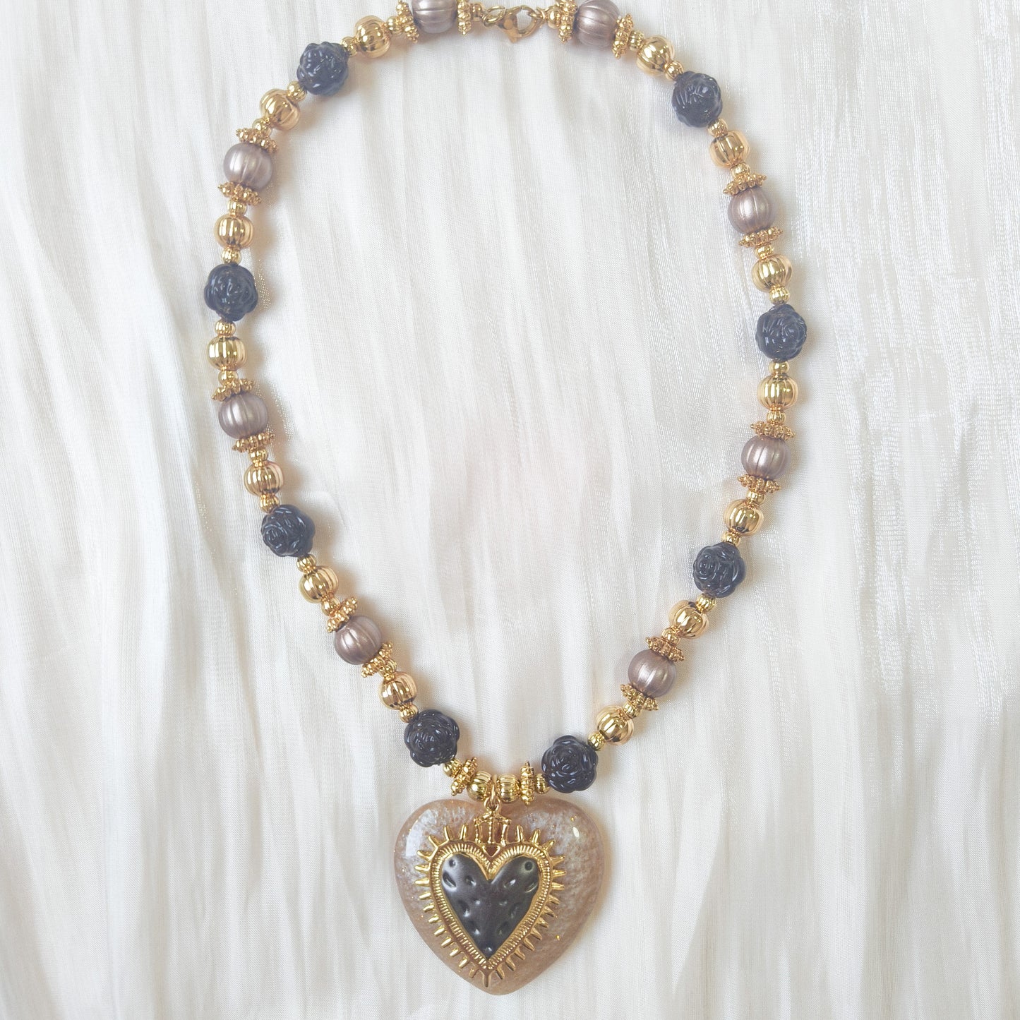 Collar Corazón Chocolate