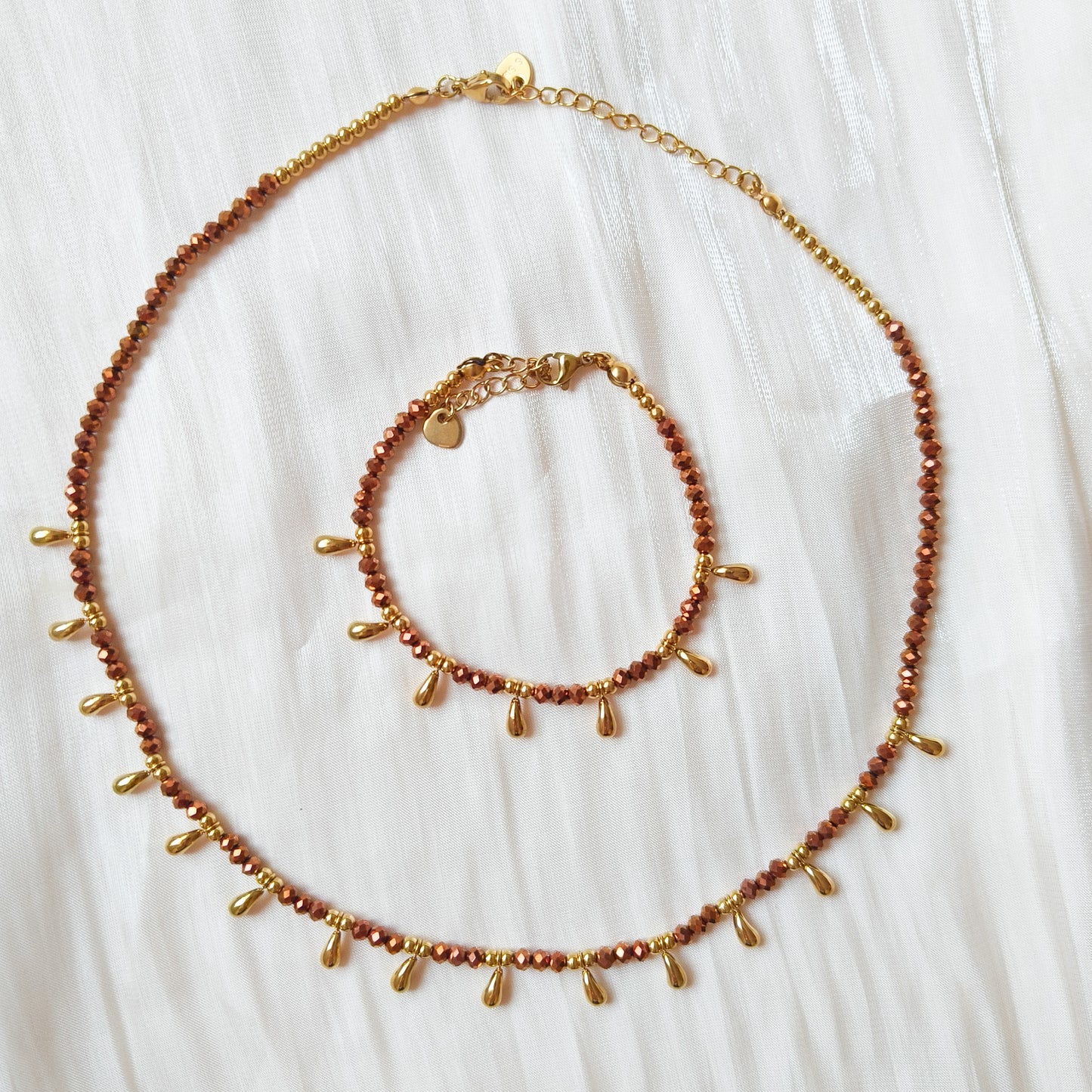 Look Gotita Dorado( collar + pulsera) (2 colores)