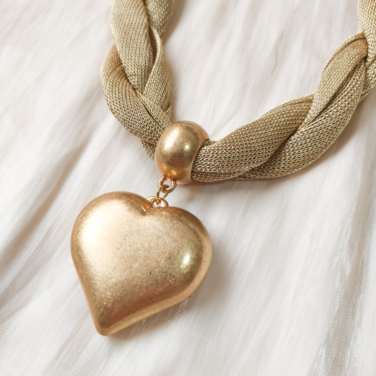 Collar Valentina Trenzado con corazón