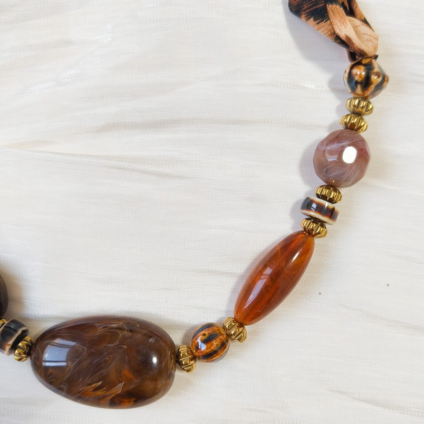 Collar Bohemia Luna Lisboa (efecto piedra)