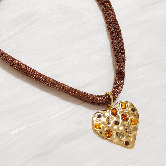 Collar Corazón Café Isabella Brillante