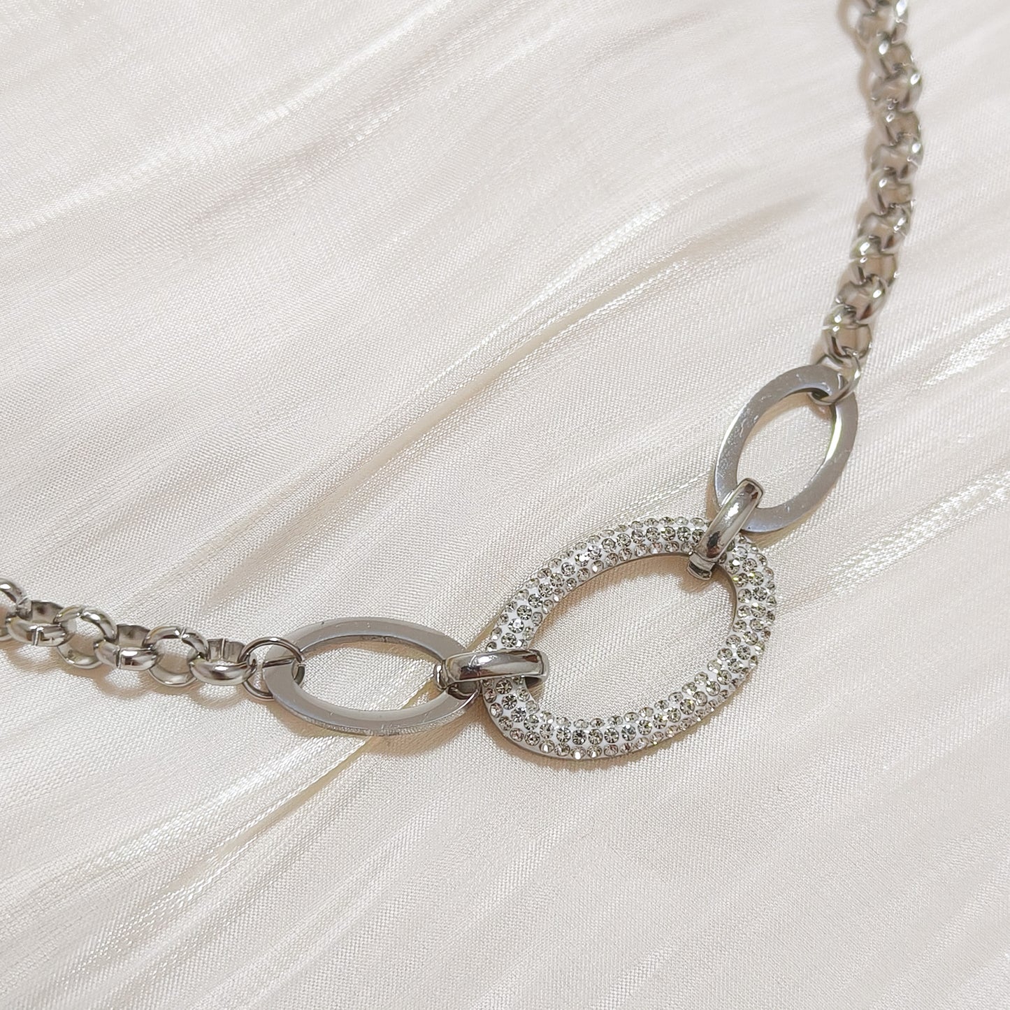 Collar Ovalado Brillo Marsella
