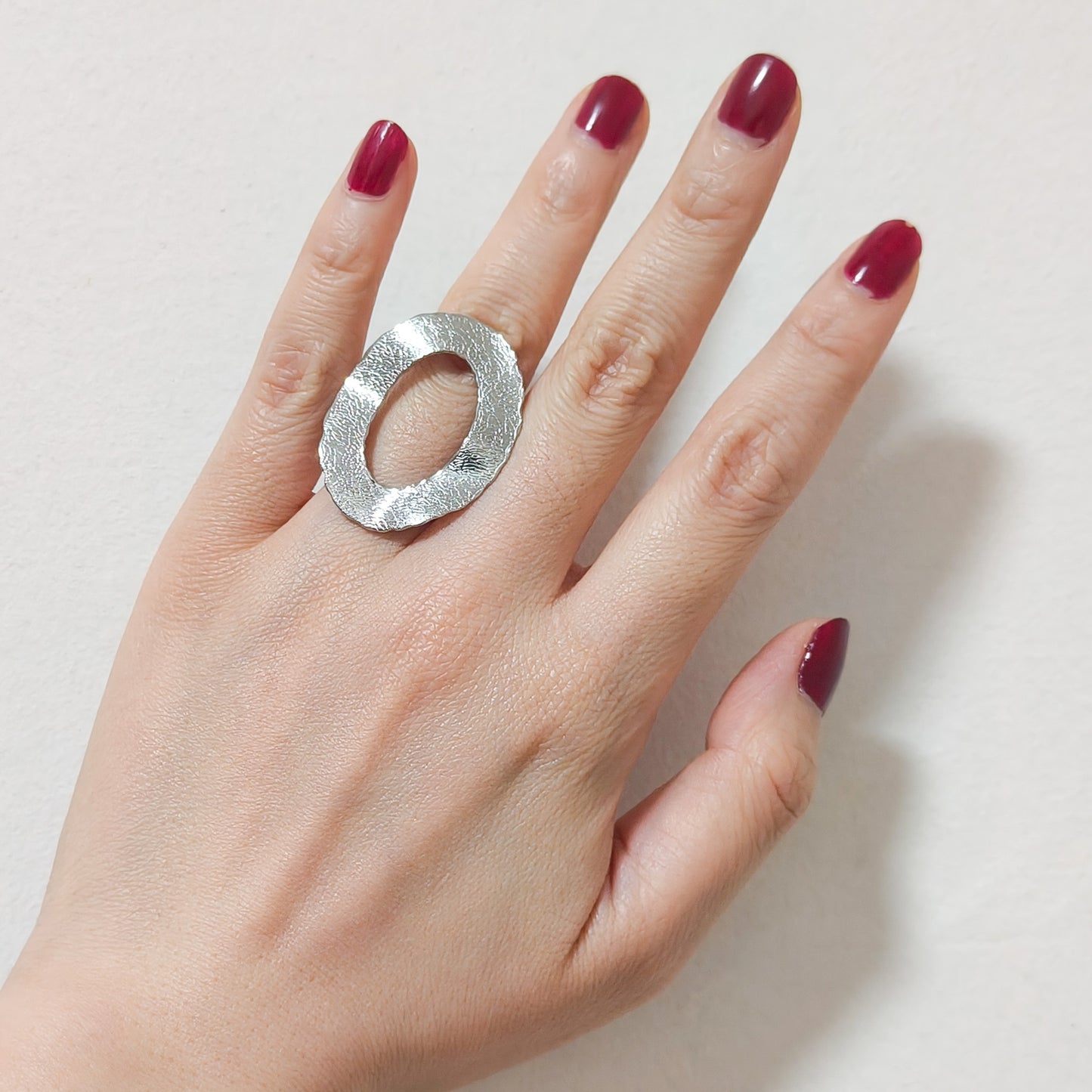 Anillo Lara Oval Luxe ajustable