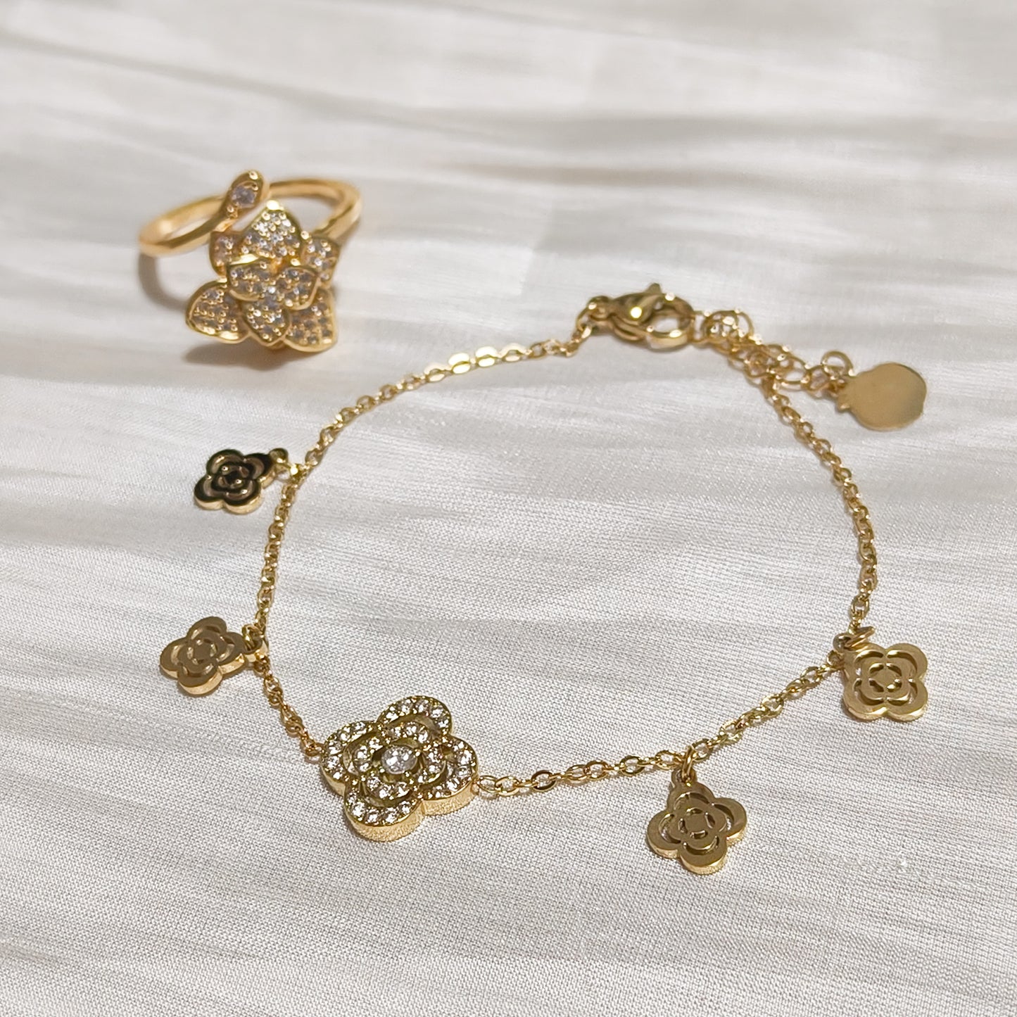 Pulsera Rosa Flores Brillo