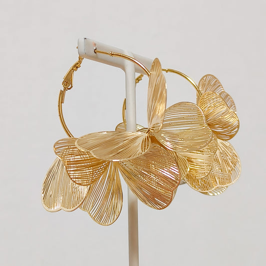 Pendiente Aros Valeria Flor Doradas