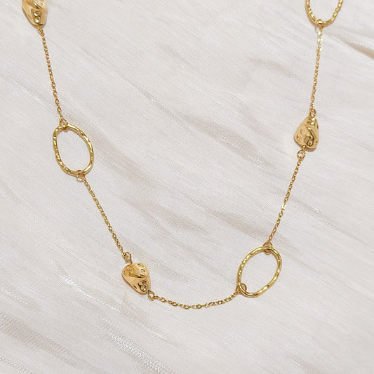 Collar Lía Dorado Ovalado