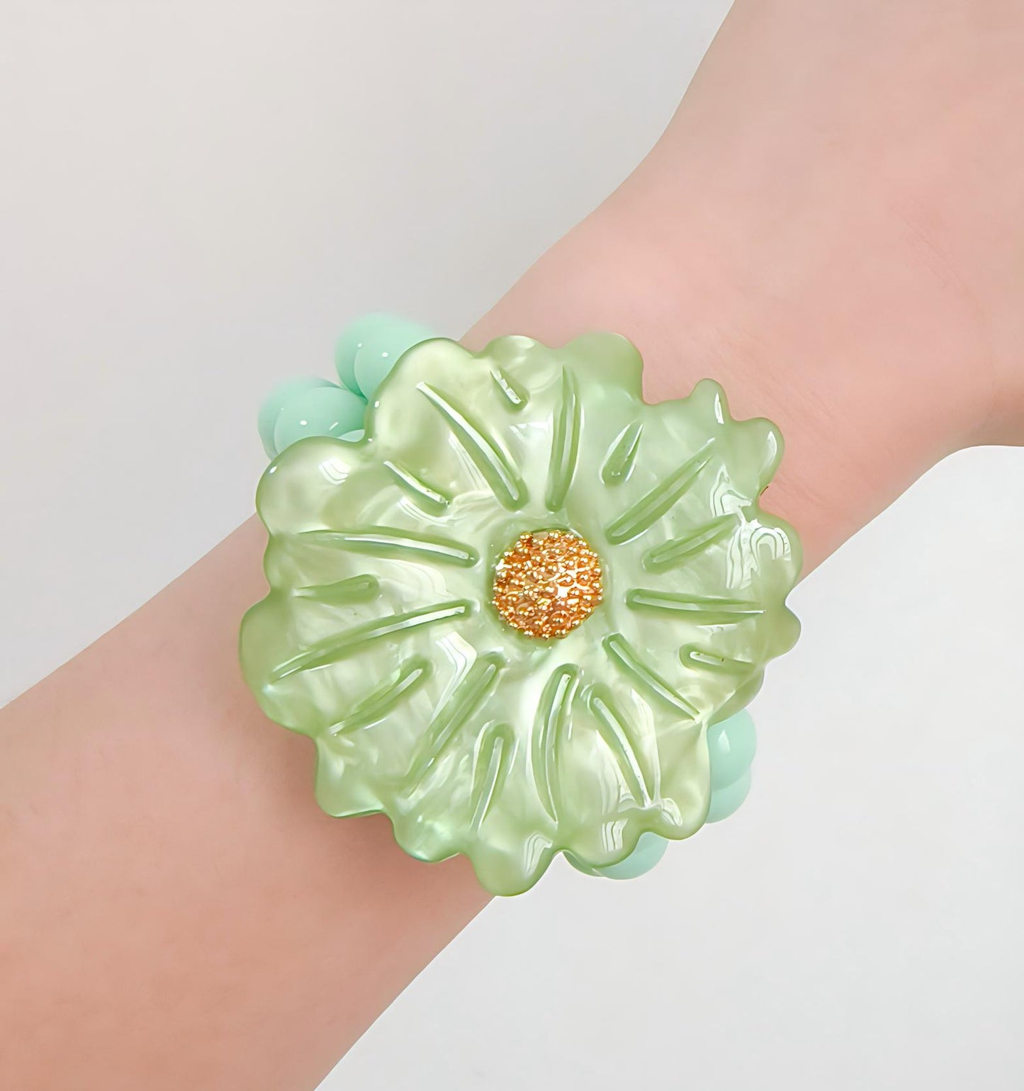 Look Triple Flor Nacado Fabuloso ( 3 colores) ( collar y pendiente)