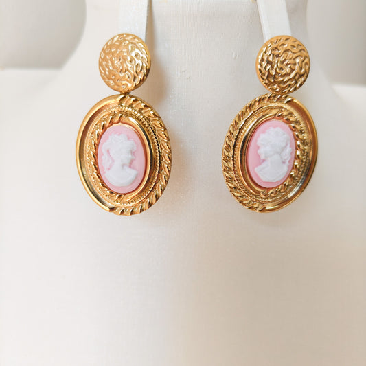 Look Bianca Chica de Roma ( pendiente+ anillo ajustable)