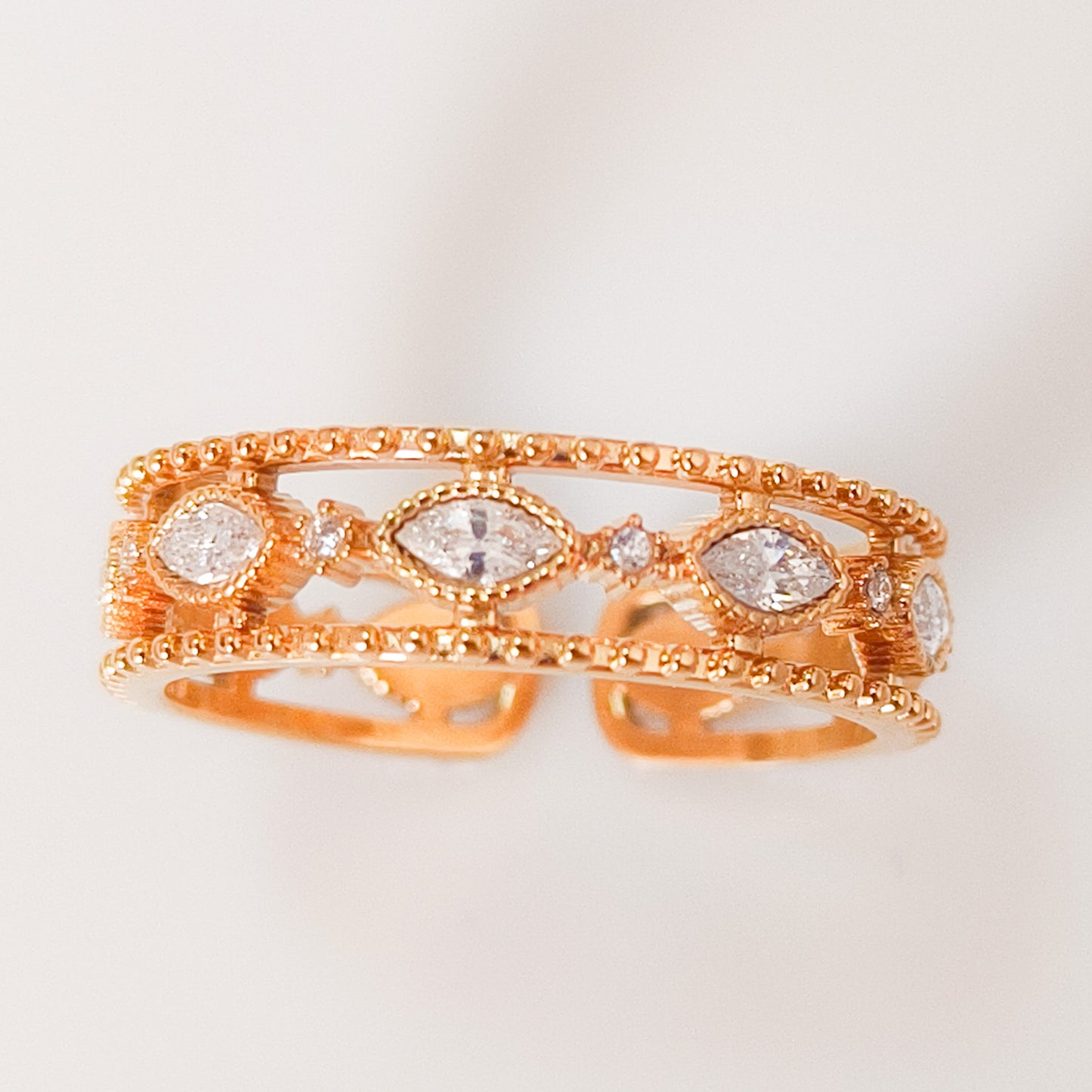 Look Estrella Capri Acero Dorado Brillo ( collar + anillo ajustable)
