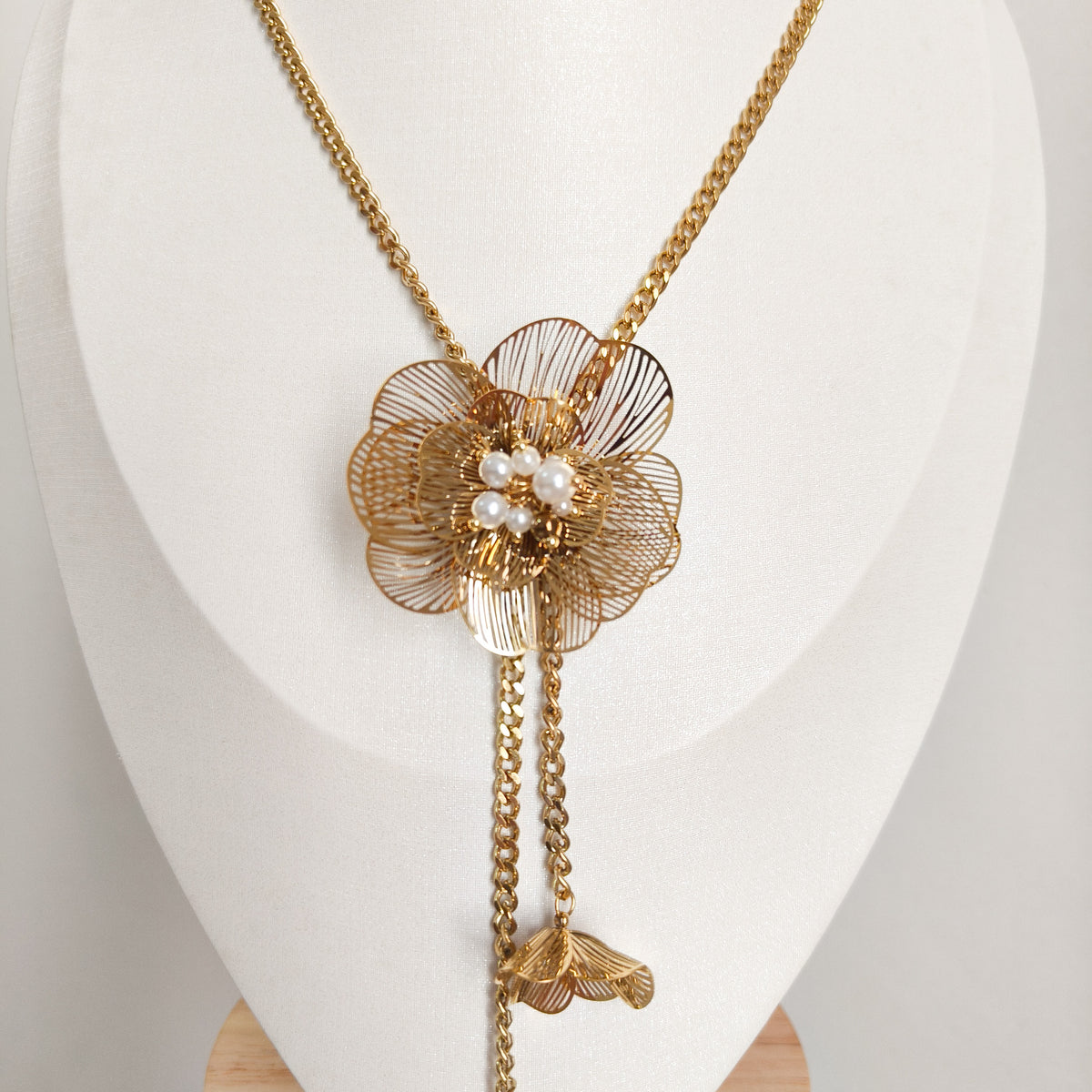 Collar Acero Flor Dorada de Florencia