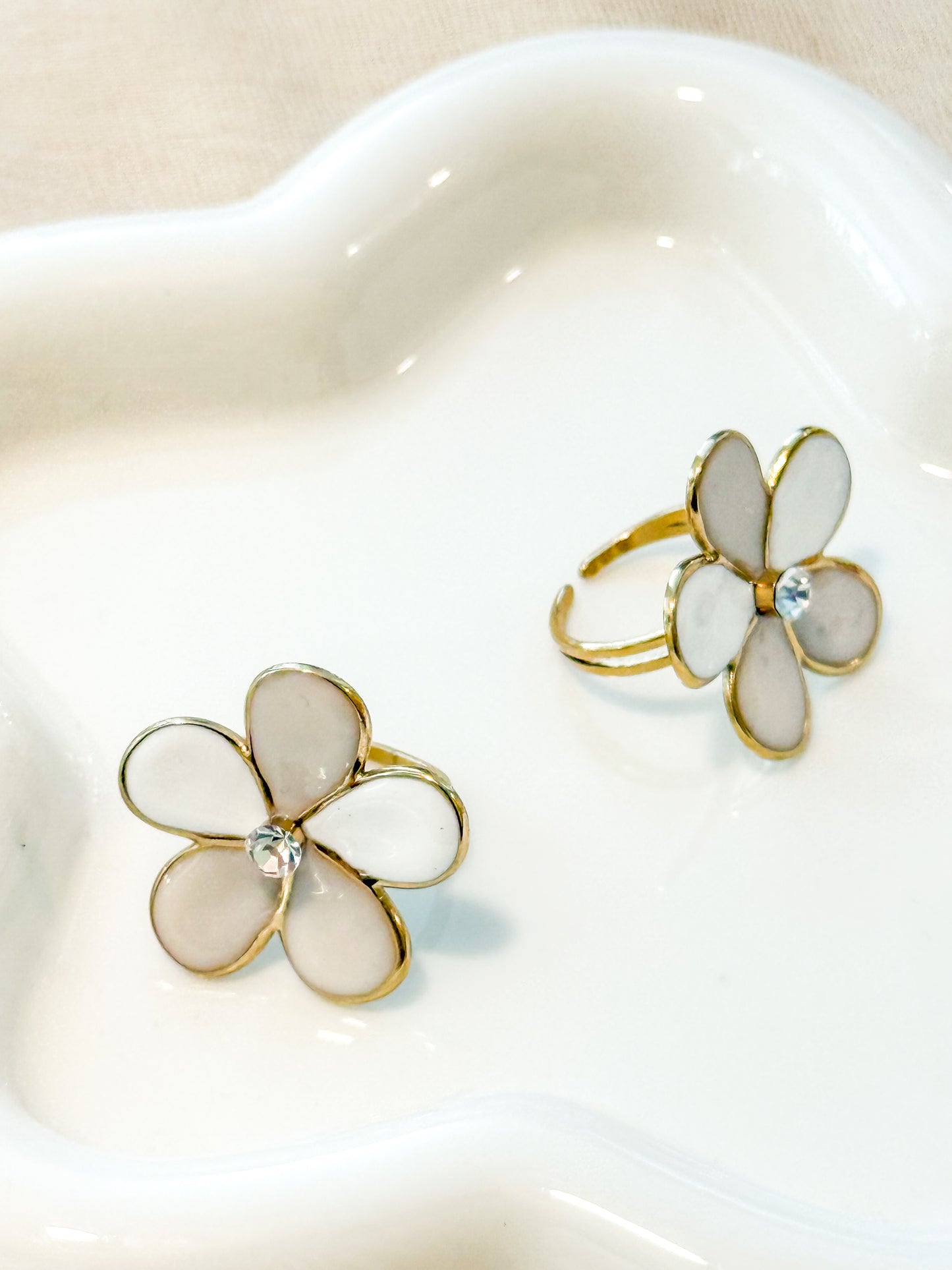 Anillo Bella Flor Ajustable