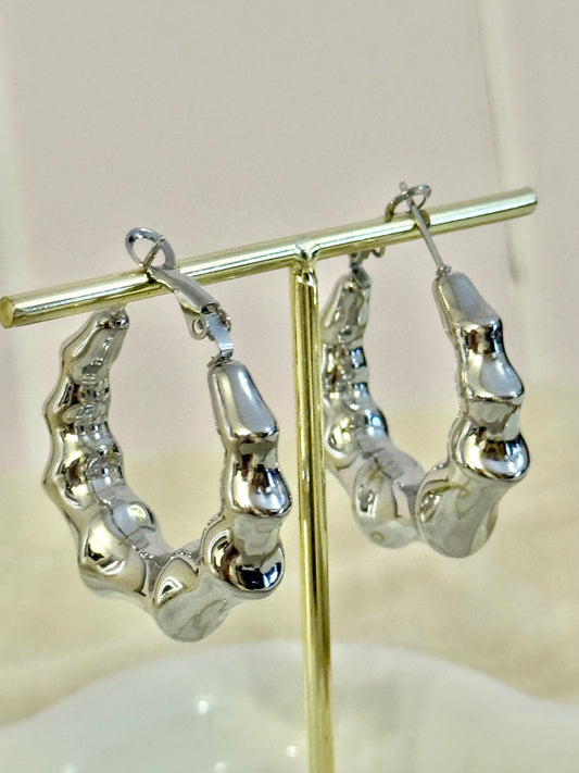 Rebajas -20%-Pendiente Aro con forma de bambú