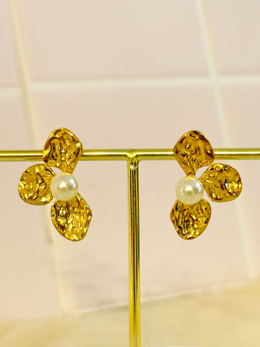 Pendientes flores florecientes Dorada