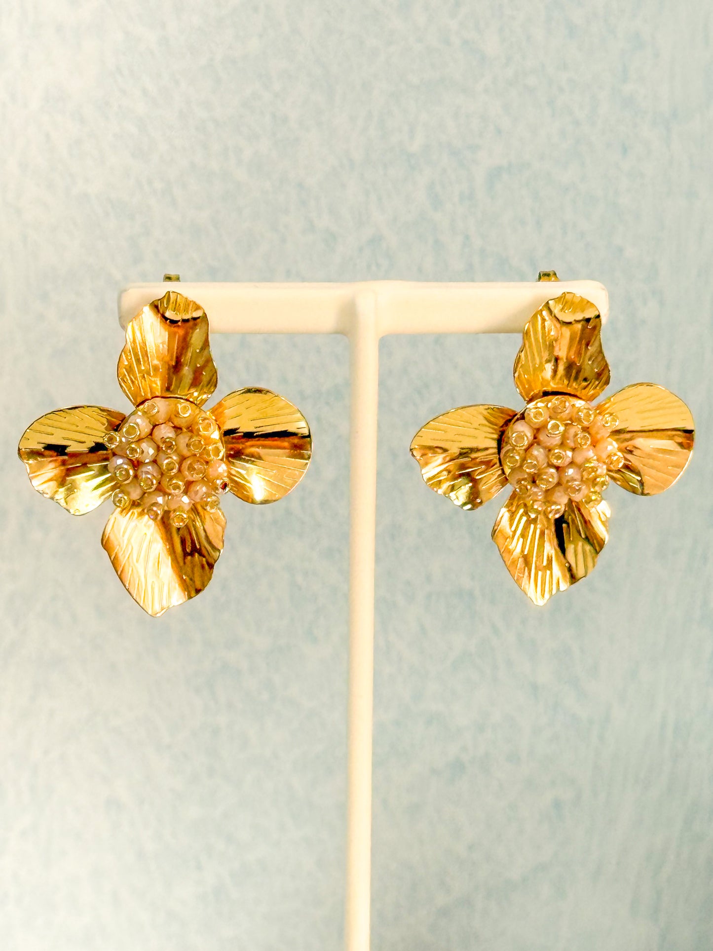 Pendientes Flor Dorada Elegancia