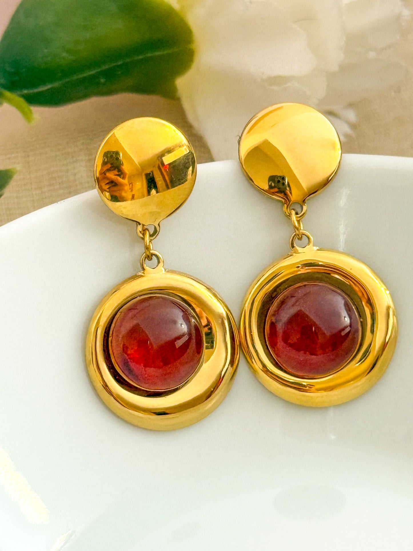 Pendientes Oro Circular(Círculo con piedra color miel) – Acero Inoxidable