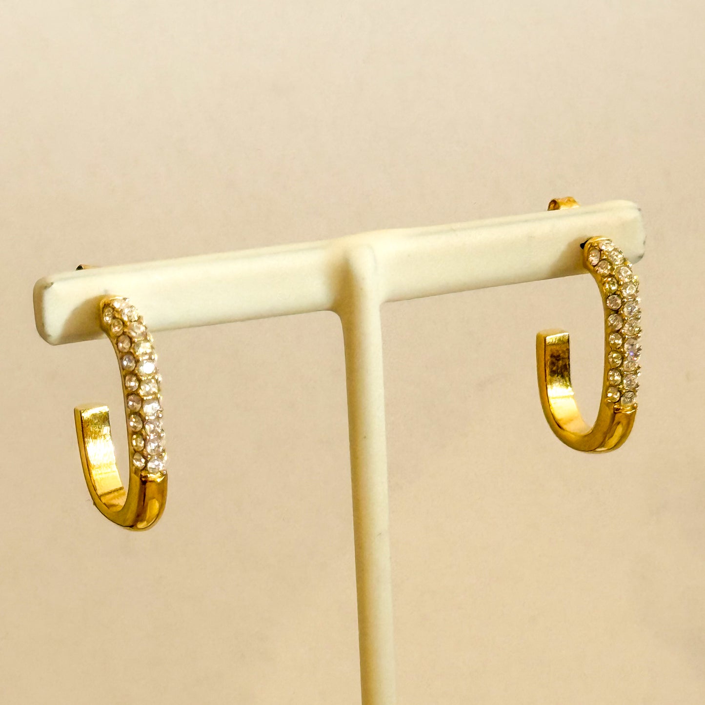 Pendientes Brillo Noble(Aro medio con detalle brillante) – Acero Inoxidable