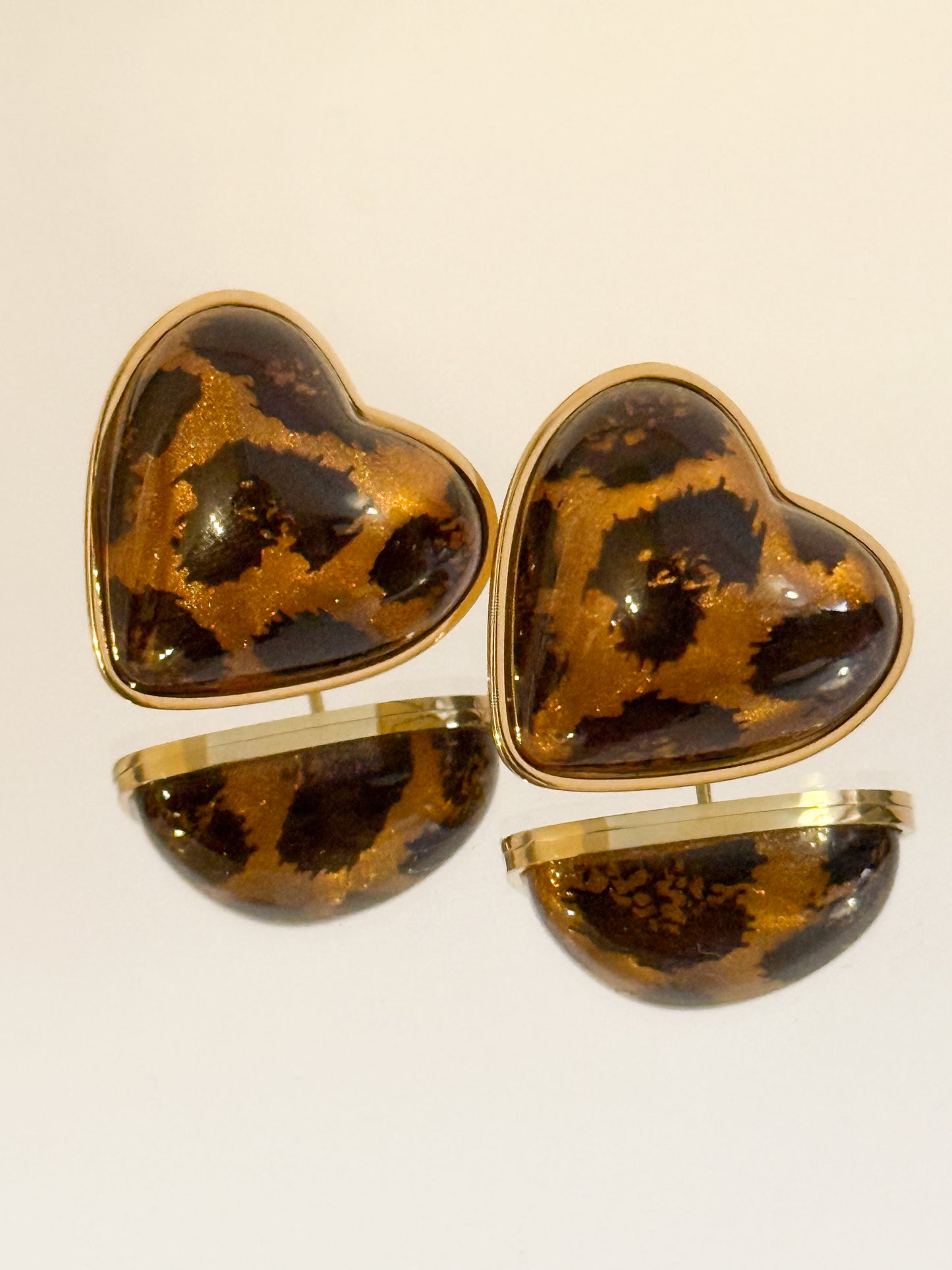 Look Corazón Salvaje(Diseño animal print corazón)