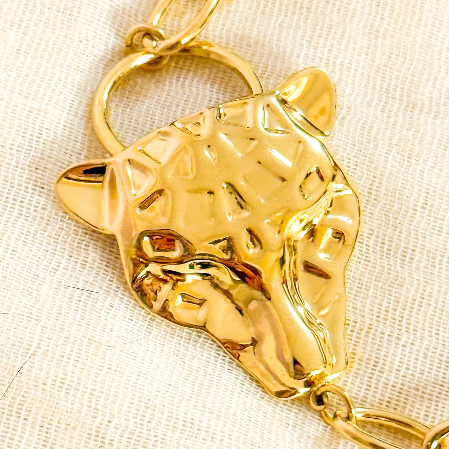 Pulsera Jaguar Dorado (Cabeza felina)