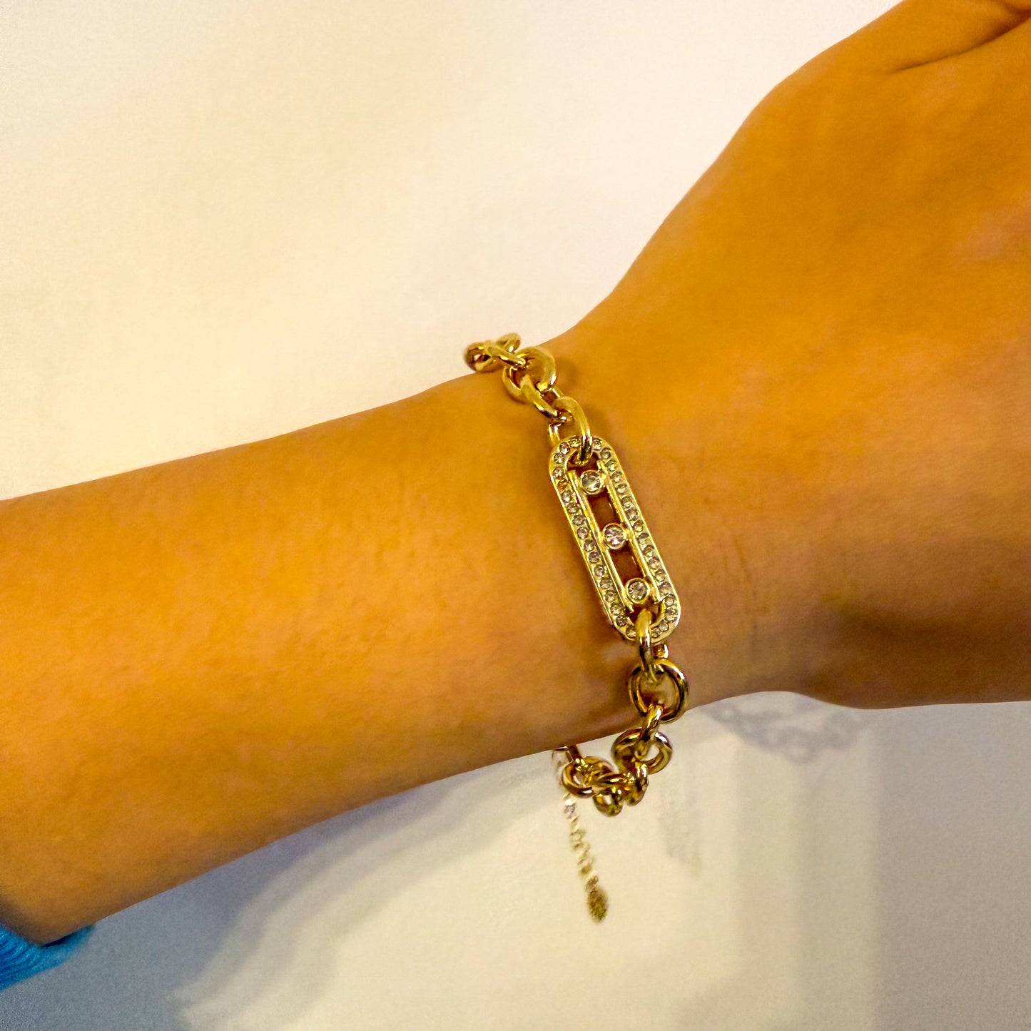 Pulsera Lazo de Luz(Cadena con Circonitas)