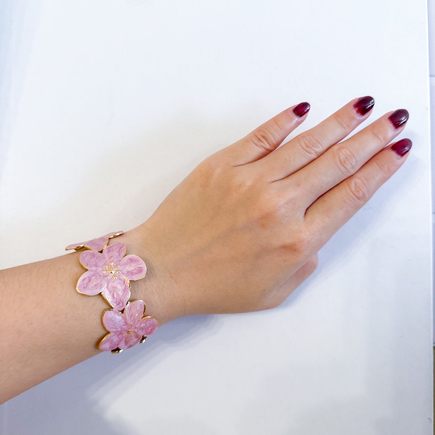 Brazalete Jardín Rosa (Pulsera Ajustable Flores Esmaltadas Rosas)