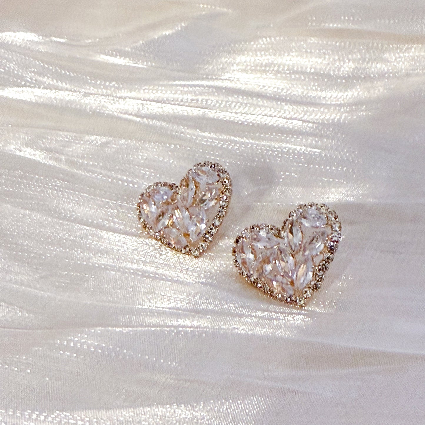 Pendientes Corazón Brillo (Corazón Cristalado Luminoso)