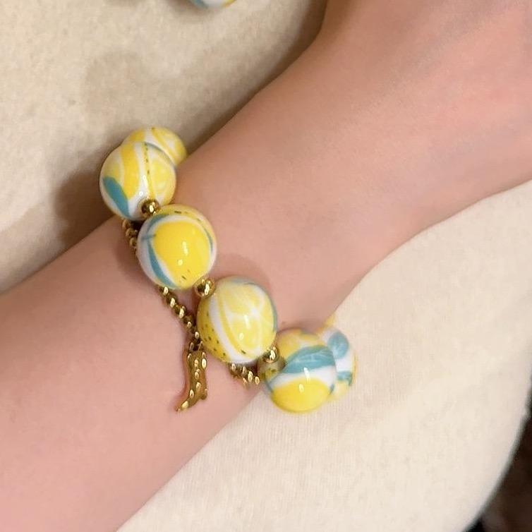 Look de Lemon Primavera 2025 - Estilo Casual con Diseño Exclusivo
