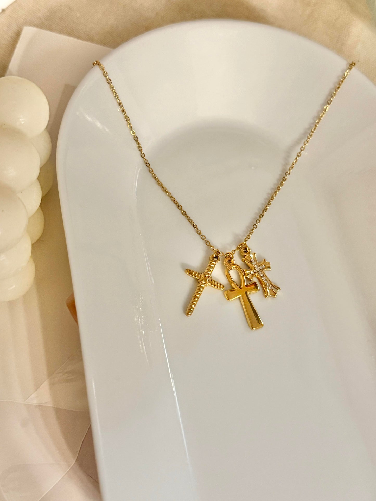 Collar Tres Cruces
