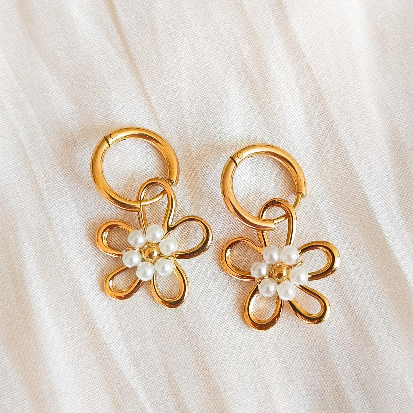 Pendientes magrarita perlitas