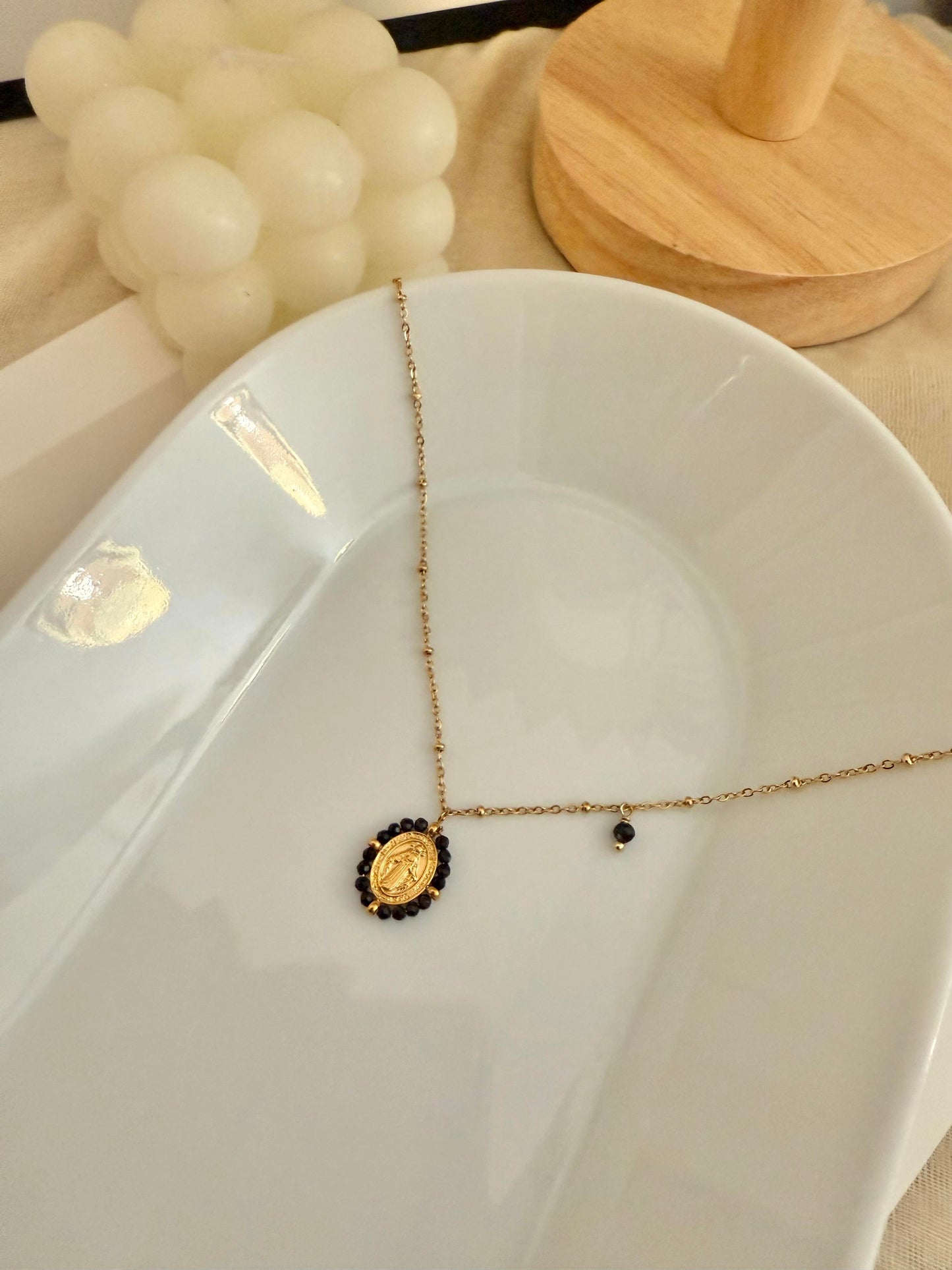 Collar Virgen