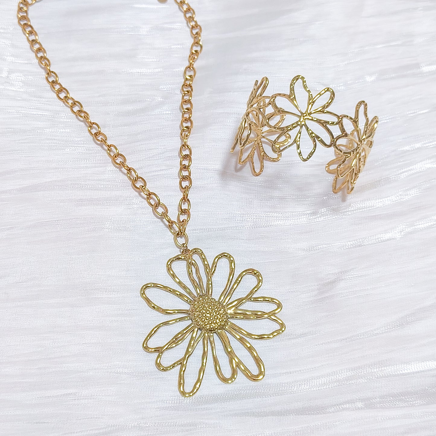 Look Flor MARGARITA (Collar & Brazalete)