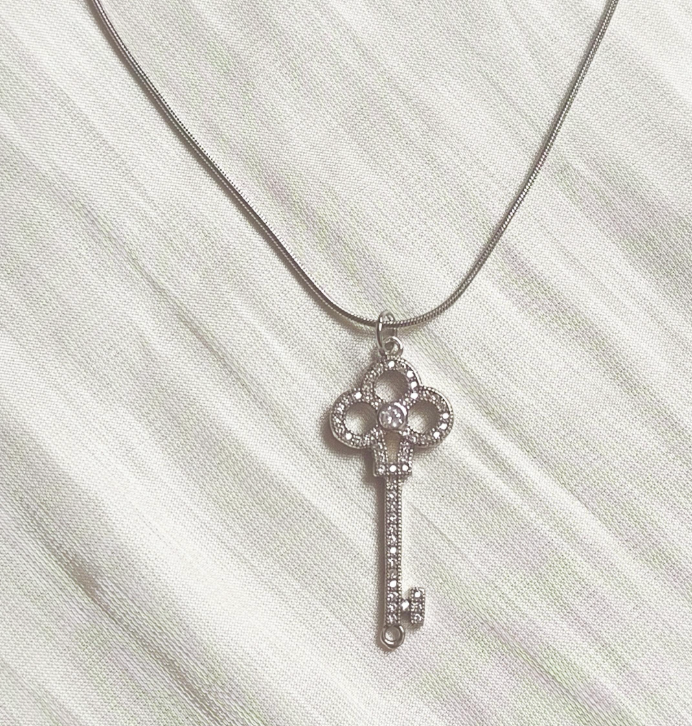 Collar Luna Llave（2 colores ）