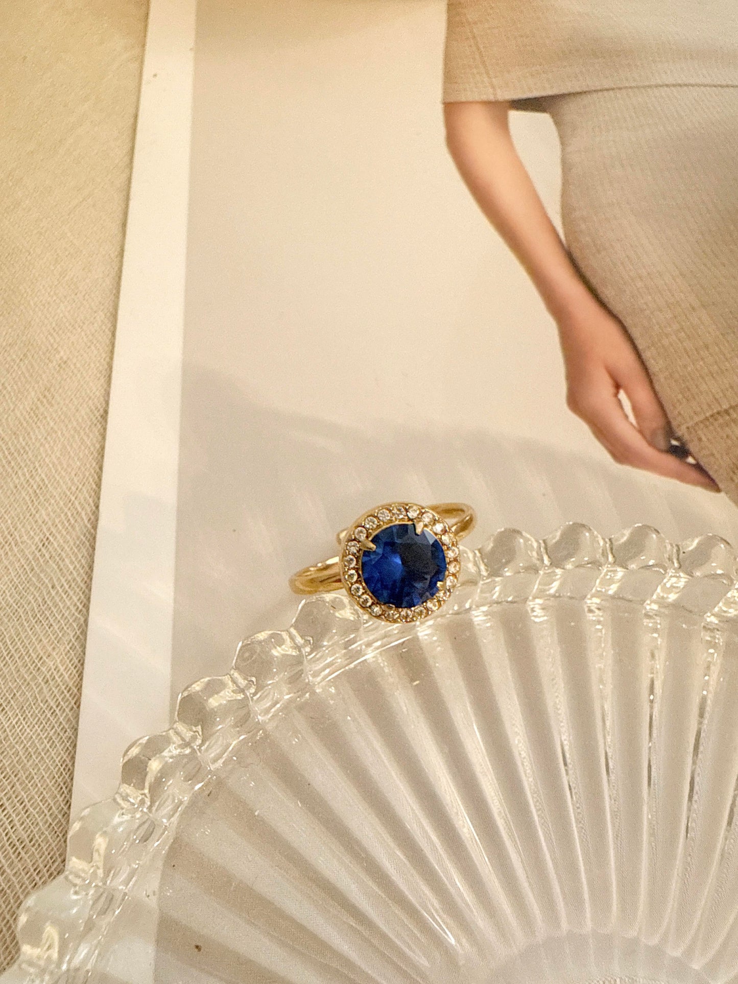 Anillo Brillo Redondo ajustable (3 colores)