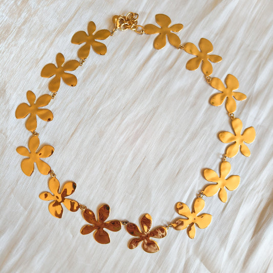 Collar Monaco Flor Dorado