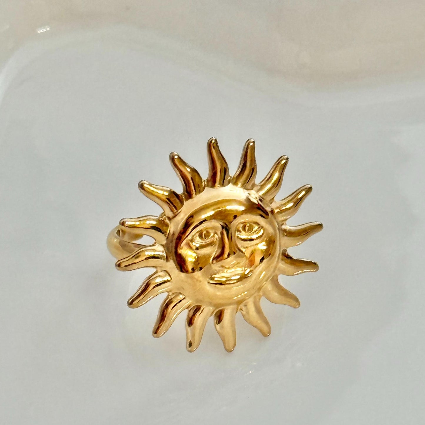 Anillo sol mediano ajustable