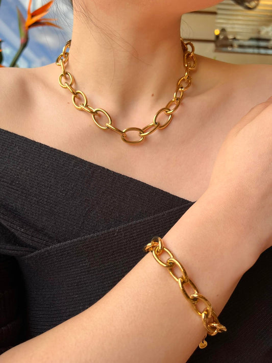 Collar de cadena de ciudad