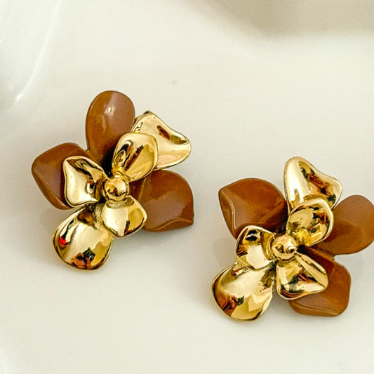 Pendientes Flor Dorada – Acero Inoxidable