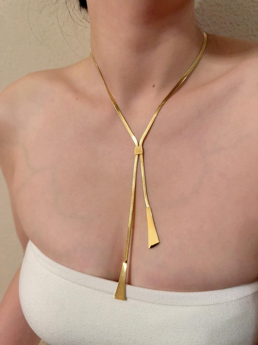 Collar de corbata de NUEVA YORK