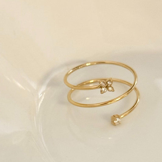Anillo de Acero Inoxidable Tres Capas con Brillos Talla Única 18-19