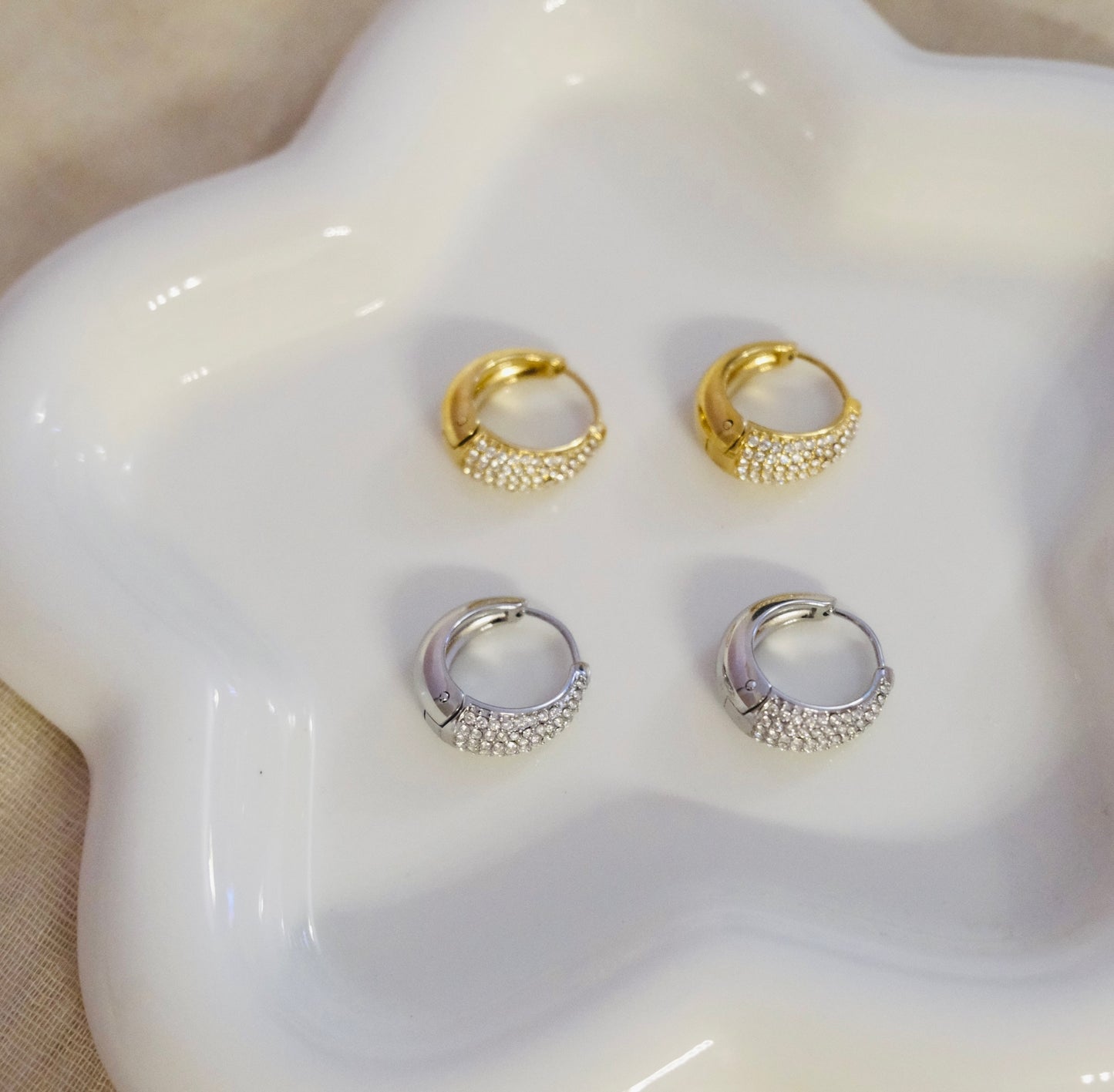 Pendiente gota con brillo