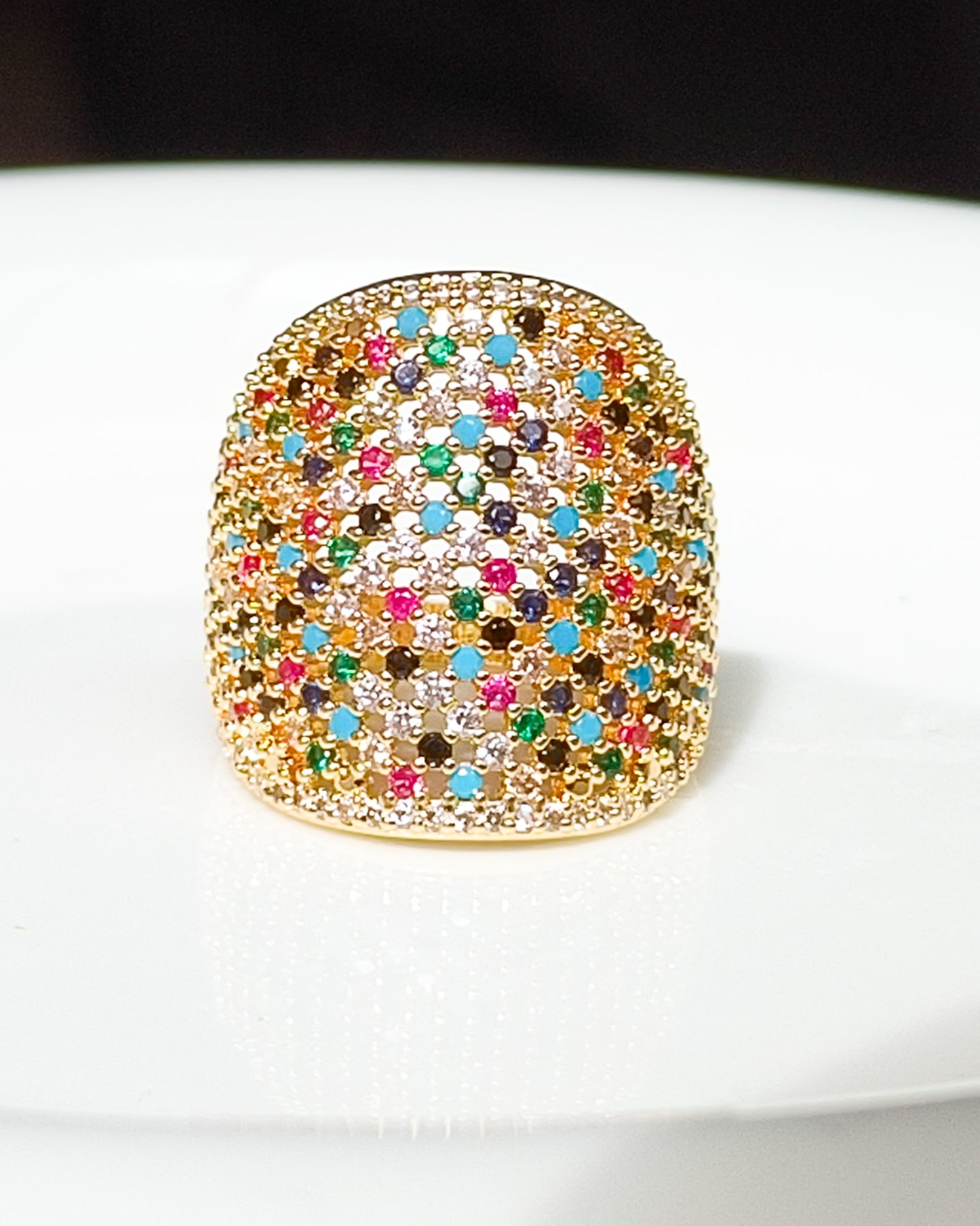 Anillo Orquídea de Colores brillantes