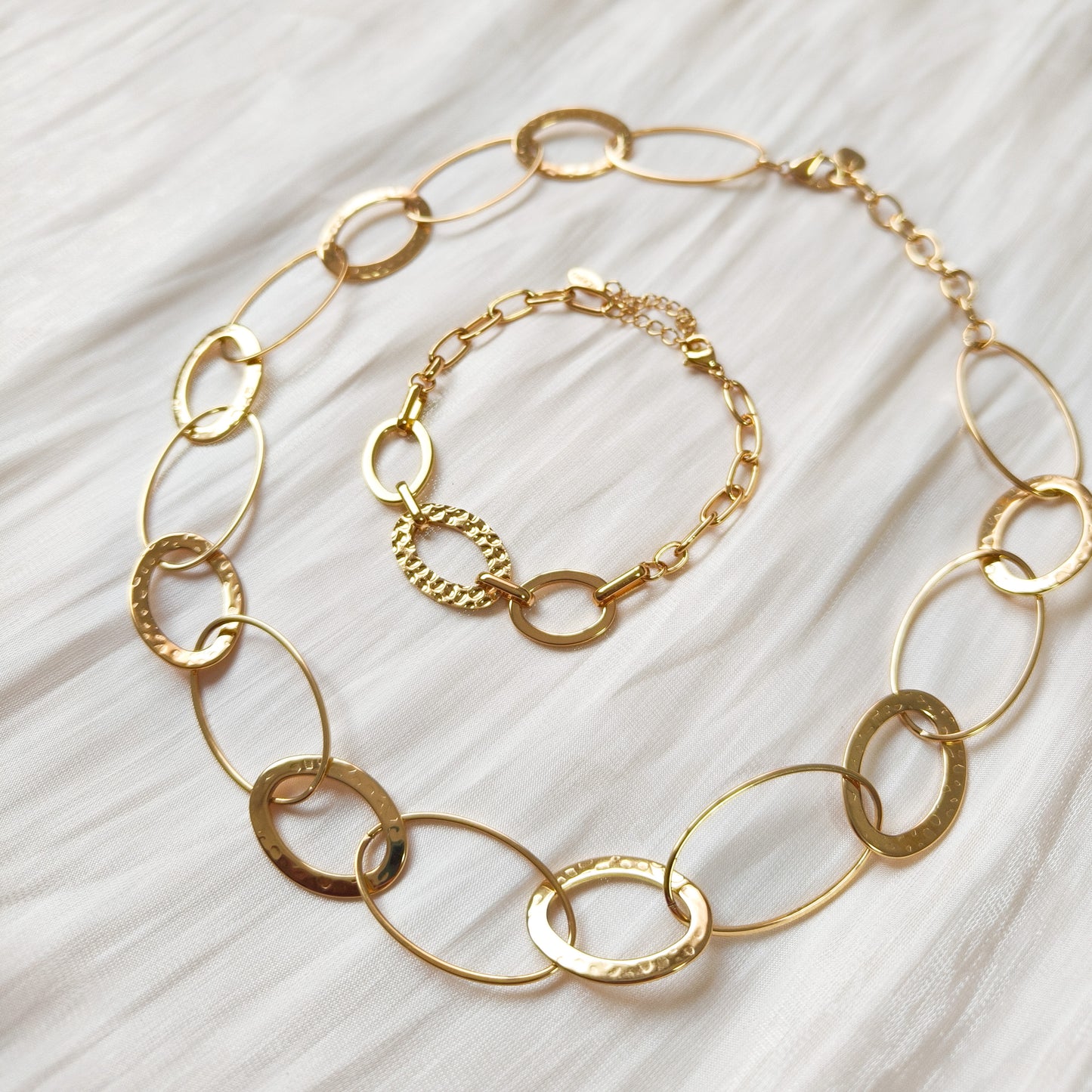 Look Eslabón Aura ( collar + pulsera)